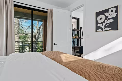 Bedroom - 910 Tillery St, Austin, TX 78702 photo 6 of 7