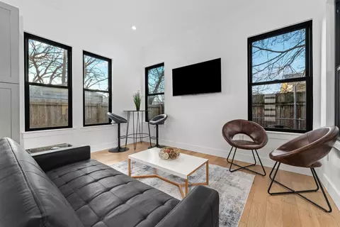 Living - 910 Tillery St, Austin, TX 78702 photo 4 of 4