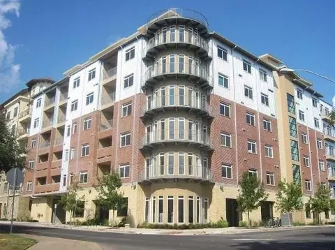 910 W 25th St #508, Austin, TX 78705