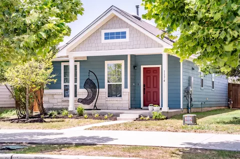 1174 Esplanade Pkwy, San Marcos, TX 78666