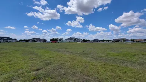 100 Twin Creekview Ln, Georgetown, TX 78626