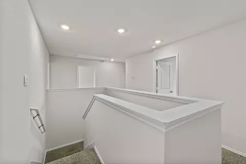 Entry Way - 2121 Windflower Ln, Luling, TX 78648 photo 5 of 5