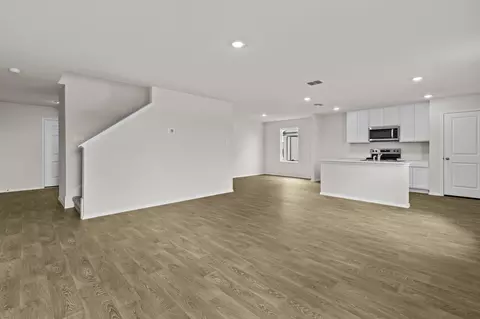 Living - 2121 Windflower Ln, Luling, TX 78648 photo 1 of 4