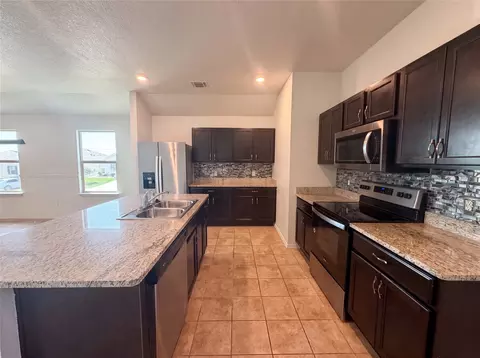 Kitchen - 233 Atwood Loop, Jarrell, TX 76537 photo 1 of 2