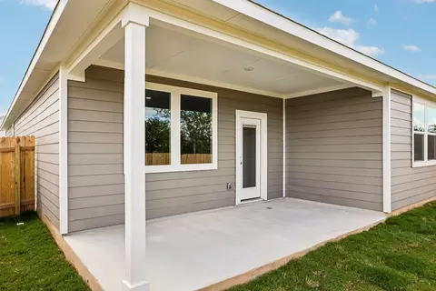 Exterior - 13404 Final Turn Dr, Buda, TX 78610 photo 8 of 11