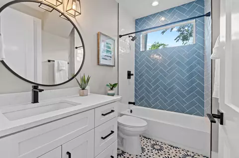 8006 Gault St #2, Austin, TX 78757