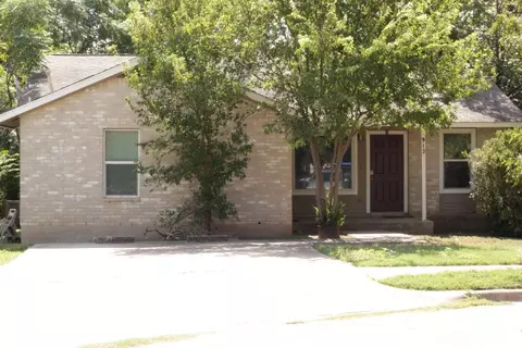 913 Bret Ln, Austin, TX 78721