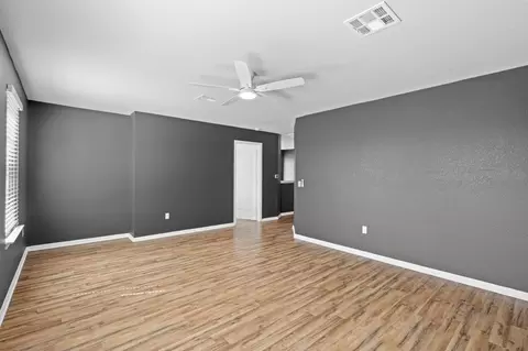 Living - 128 Dunlin Ln, Leander, TX 78641 photo 6 of 6