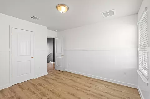 Bedroom - 128 Dunlin Ln, Leander, TX 78641 photo 5 of 7