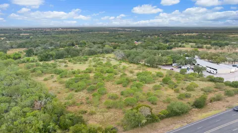 827 Fm 671, Lockhart, TX 78644 photo 22