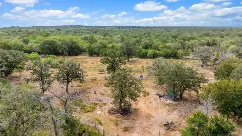 827 Fm 671, Lockhart, TX 78644 photo 35