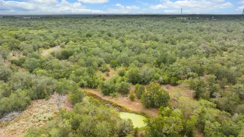827 Fm 671, Lockhart, TX 78644 photo 16