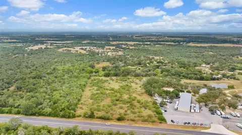 827 Fm 671, Lockhart, TX 78644 photo 18