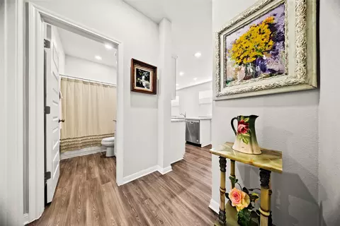 Entry Way - 174 Bendecido Loop, Elgin, TX 78621 photo 5 of 5