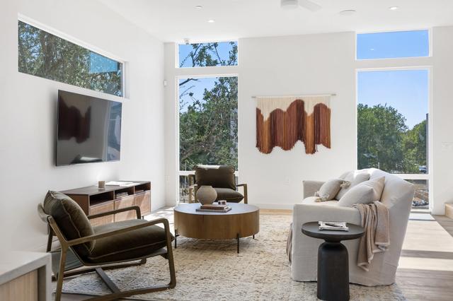 10721 Desert Trl #1042, Austin, TX 78758