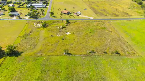 1499 County Road 311 Dr, Jarrell, TX 76537 photo 9