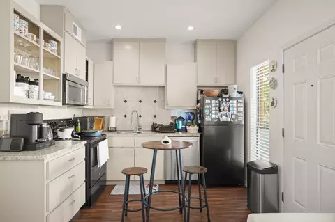 3000 Guadalupe St #102, Austin, TX 78705
