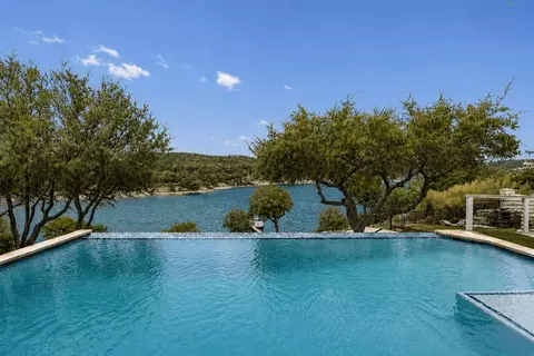 821 S Angel Light Dr, Spicewood, TX 78669