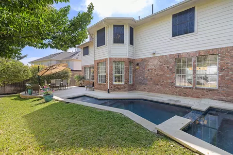 2114 Hilton Head Dr, Round Rock, TX 78664