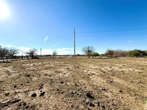 Other - 685 Fox Ln, Lockhart, TX 78644 photo 7 of 12