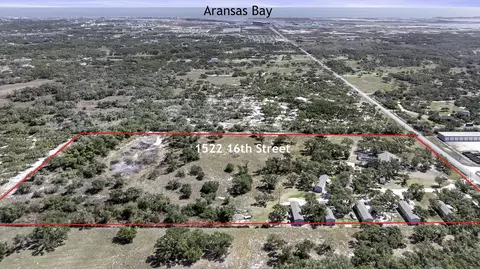 1522-1524 Sixteenth St, Rockport, TX 78382