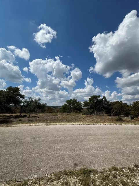 22007 Redbird Dr, Lago Vista, TX 78645