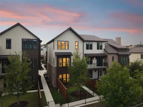 2209 Woodland Ave #203, Austin, TX 78741
