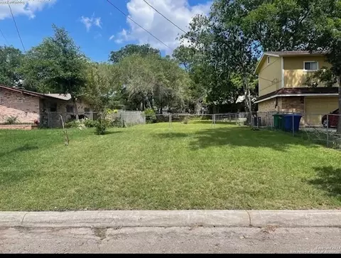 4004 Meeks Ave, San Antonio, TX 78210
