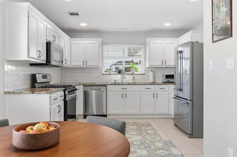 2306 Clover Ridge Dr, Cedar Park, TX 78613