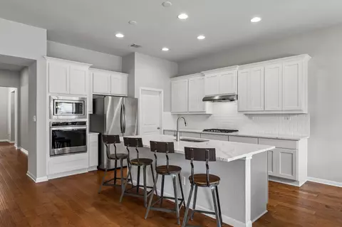 Kitchen - 129 Ridgeview Ct, Georgetown, TX 78628 photo 2 of 5
