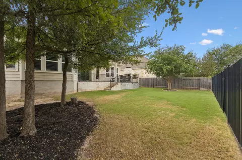 Exterior - 129 Ridgeview Ct, Georgetown, TX 78628 photo 6 of 8
