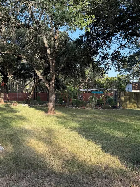 15 Presidio Rd, Wimberley, TX 78676