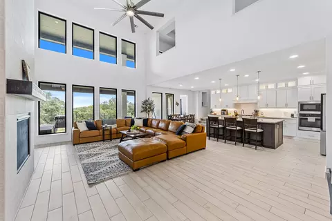 216 Rosetta Loop, Liberty Hill, TX 78642