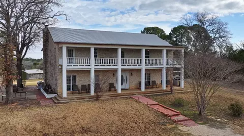 182 Little Ranch Rd, Red Rock, TX 78662