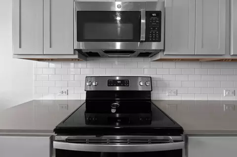 Kitchen - 576 Greatest Gift Way, Jarrell, TX 76537 photo 7 of 7