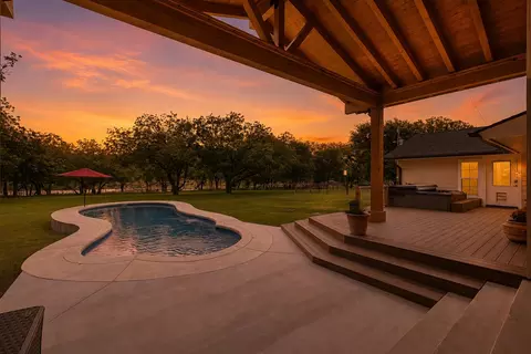 1007 S Gabriel Dr, Leander, TX 78641