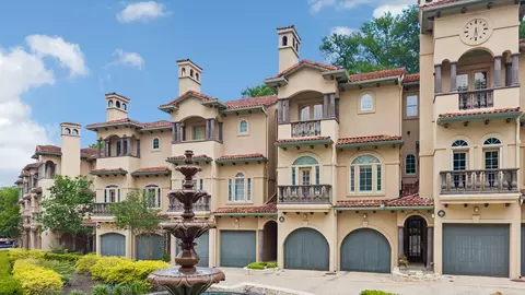1529 Barton Springs Rd #9, Austin, TX 78704