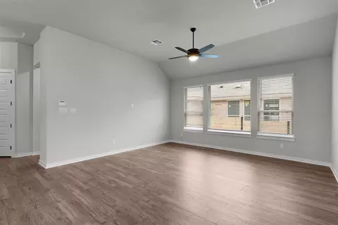 Living - 321 Ridgewell Loop, Georgetown, TX 78633 photo 1 of 4