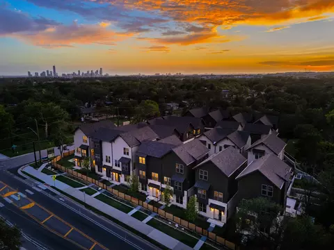 3500 Pecan Springs Rd #16, Austin, TX 78723