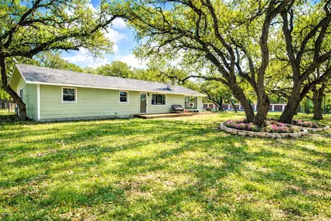 207 Haley, Johnson City, TX 78636