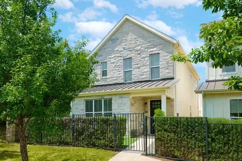 2624 Metcalfe Rd #24, Austin, TX 78741