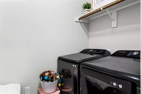 Other - 156 Appleberry Ln, Elgin, TX 78621 photo 3 of 7