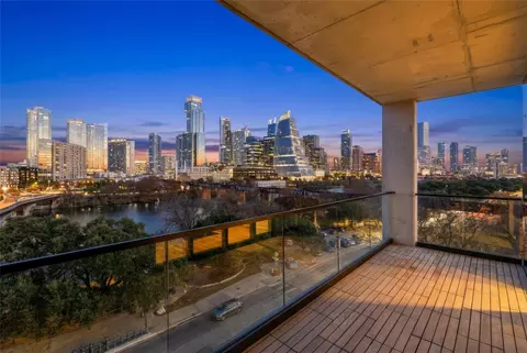 1211 W Riverside Dr W #6B, Austin, TX 78704