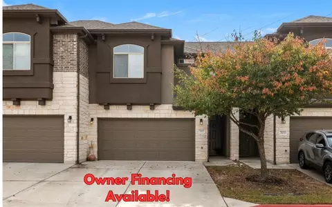 2880 Donnell Dr #702, Round Rock, TX 78664