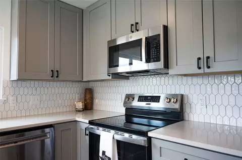 Kitchen - 303 Greener Dr, Leander, TX 78641 photo 3 of 3
