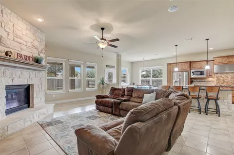 200 Navigator Dr, Austin, TX 78717