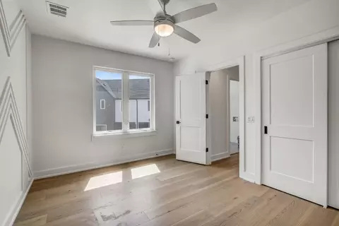Bedroom - 4127 E 12th St #1, Austin, TX 78721 photo 3 of 8
