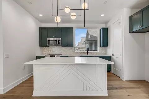 4127 E 12th St #1, Austin, TX 78721