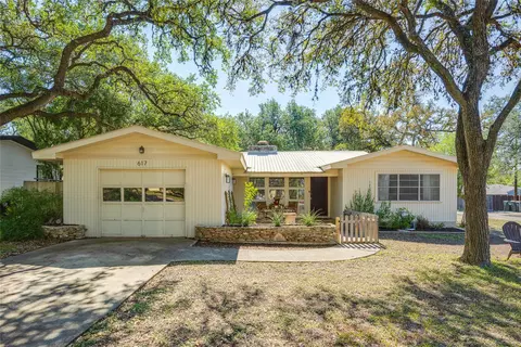 617 Dale Dr, San Marcos, TX 78666