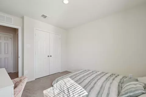 Bedroom - 185 Katie Elder Dr, Jarrell, TX 76537 photo 5 of 7